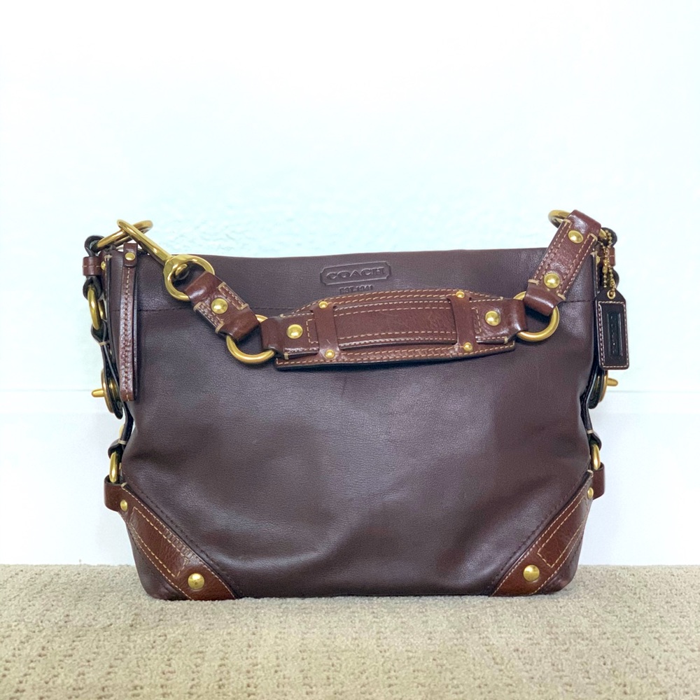 Authentic Coach leather shoulder bag